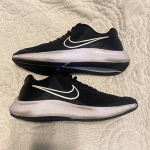 Youth Boys Nike running shoe